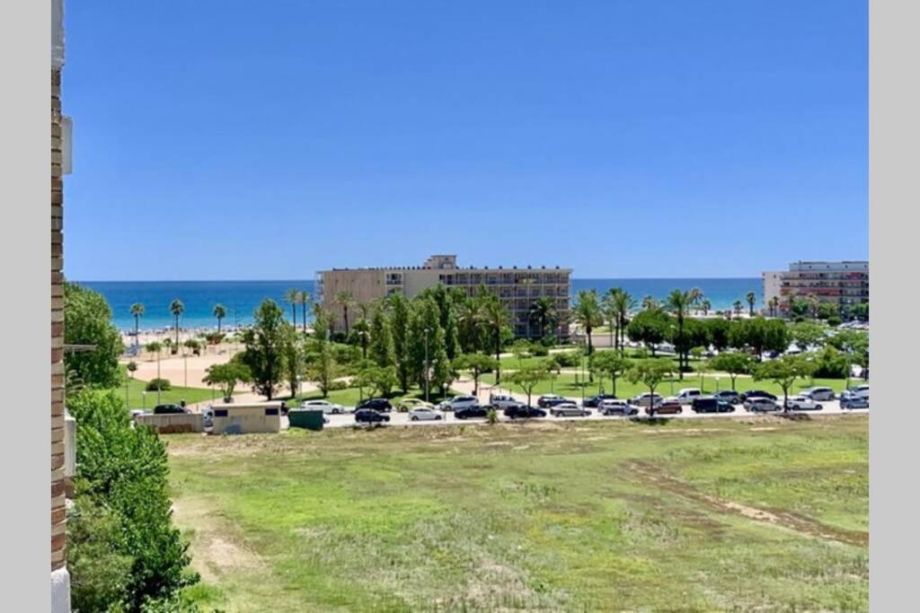 Estudio En Todo En Un Ambiente Cerca De Port Aventura Apartment *